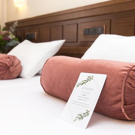 Hotel Garelos Betanzos Bagian luar foto