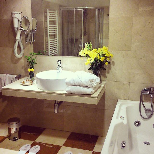 Hotel Garelos Betanzos Bagian luar foto