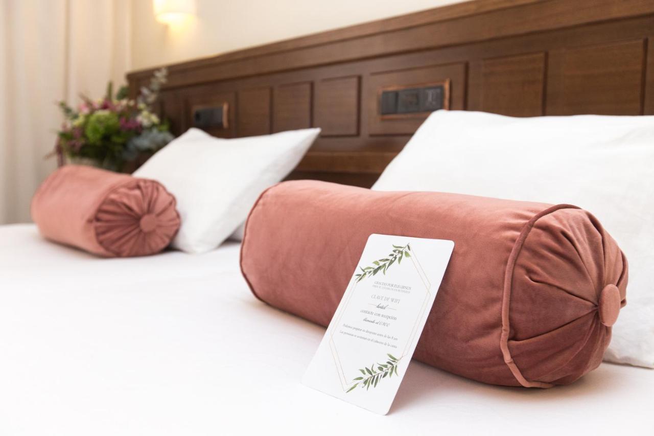 Hotel Garelos Betanzos Bagian luar foto